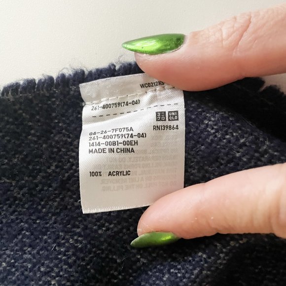 Uniqlo 2-Way Stole Shawl Scarf Poncho - Picture 5 of 5